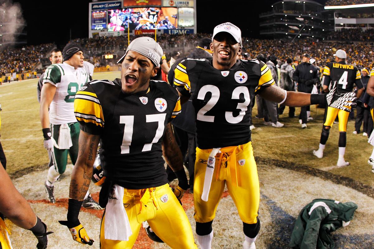 Mike Wallace Steelers' Star WR Must End Holdout News, Scores