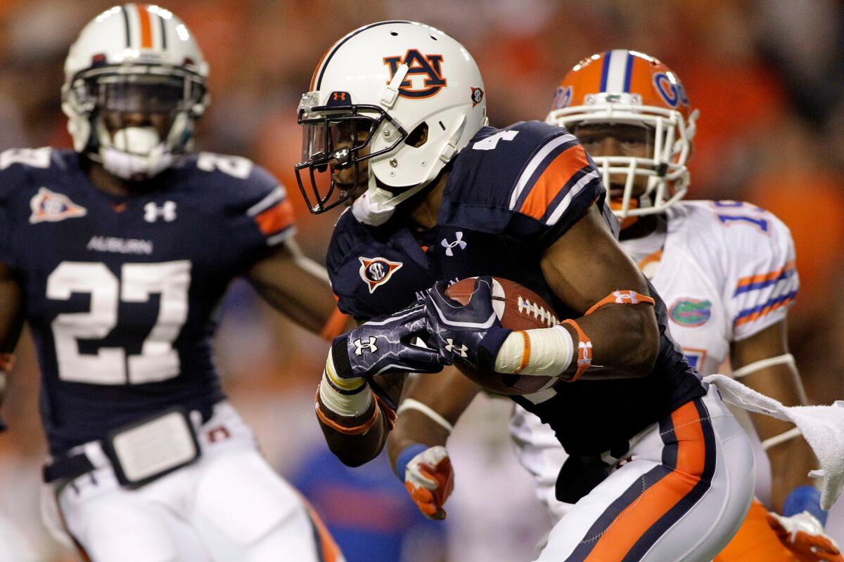 Auburn Football: 5 Tigers Making a Push for Starting Time This Fall