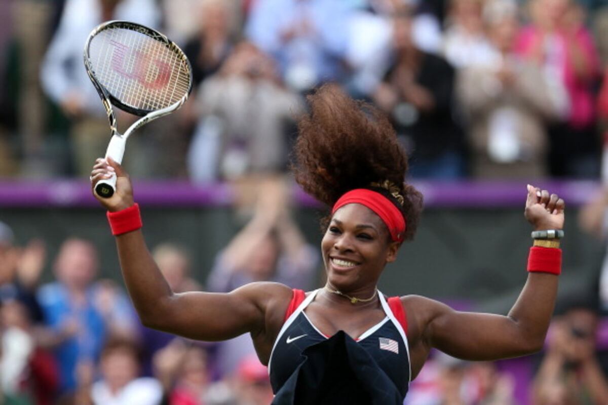 Serena Williams 'C-Walks' After Winning Gold Medal in ...