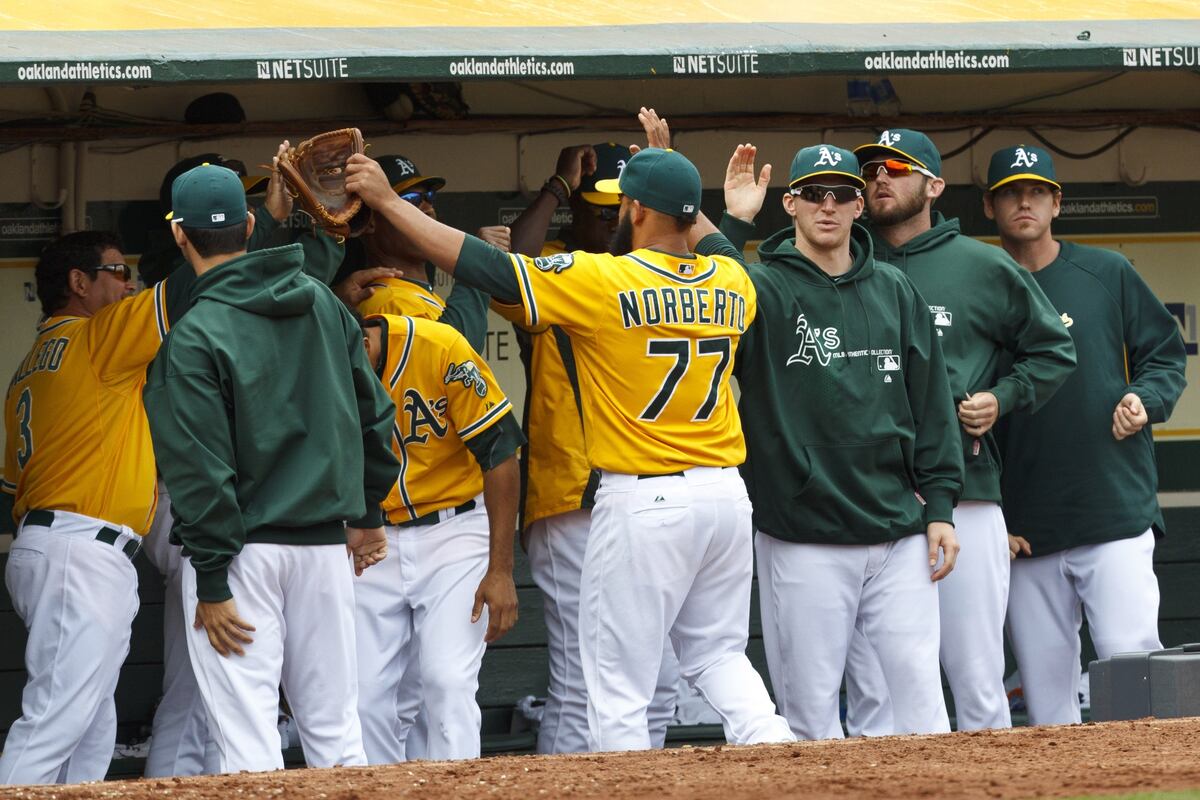 A's Can't Hold 9th-Inning Lead and Fall in 11 Innings 3-1 | News ...