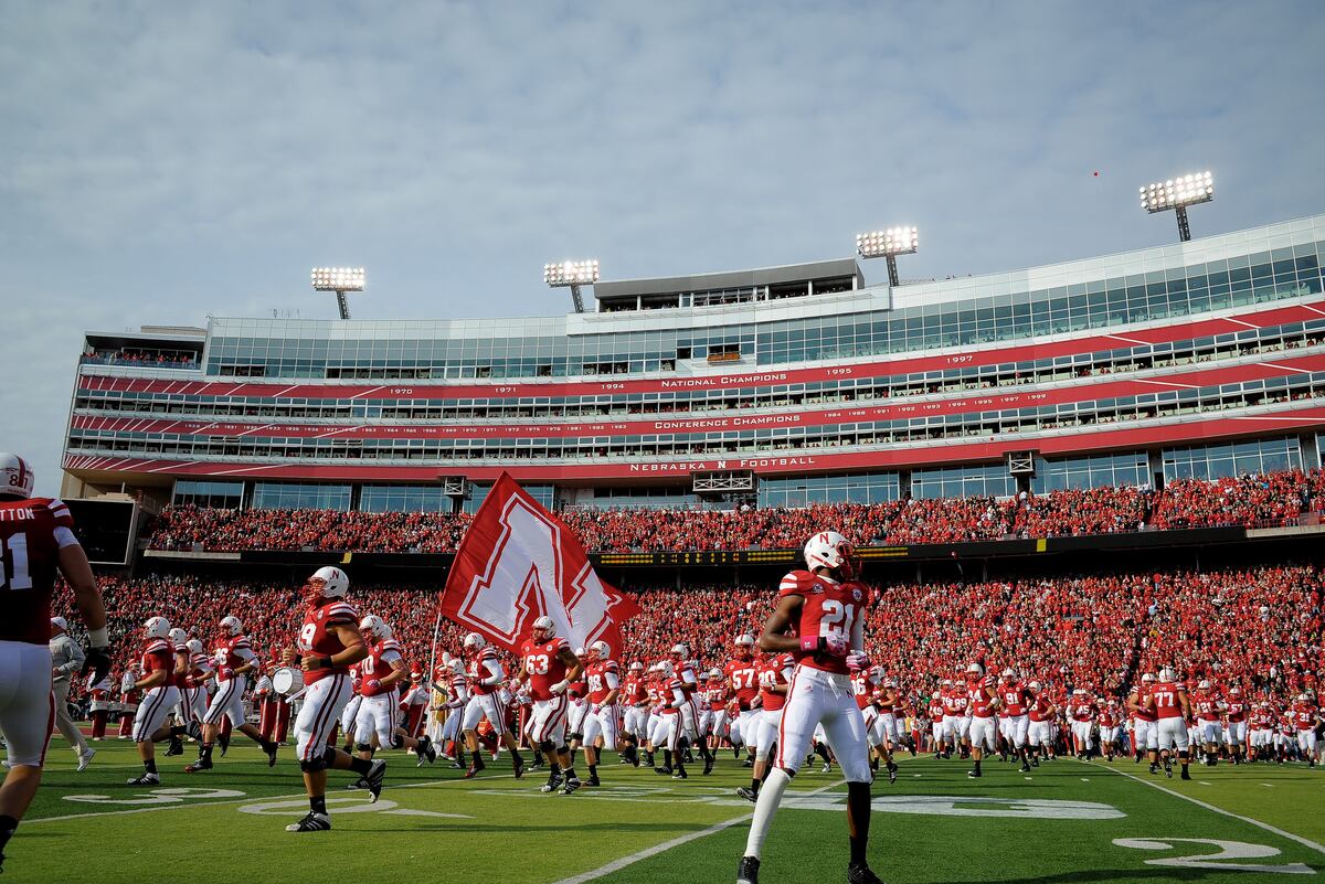 Nebraska Football 5 Things Every Fan Should Experience on Cornhuskers