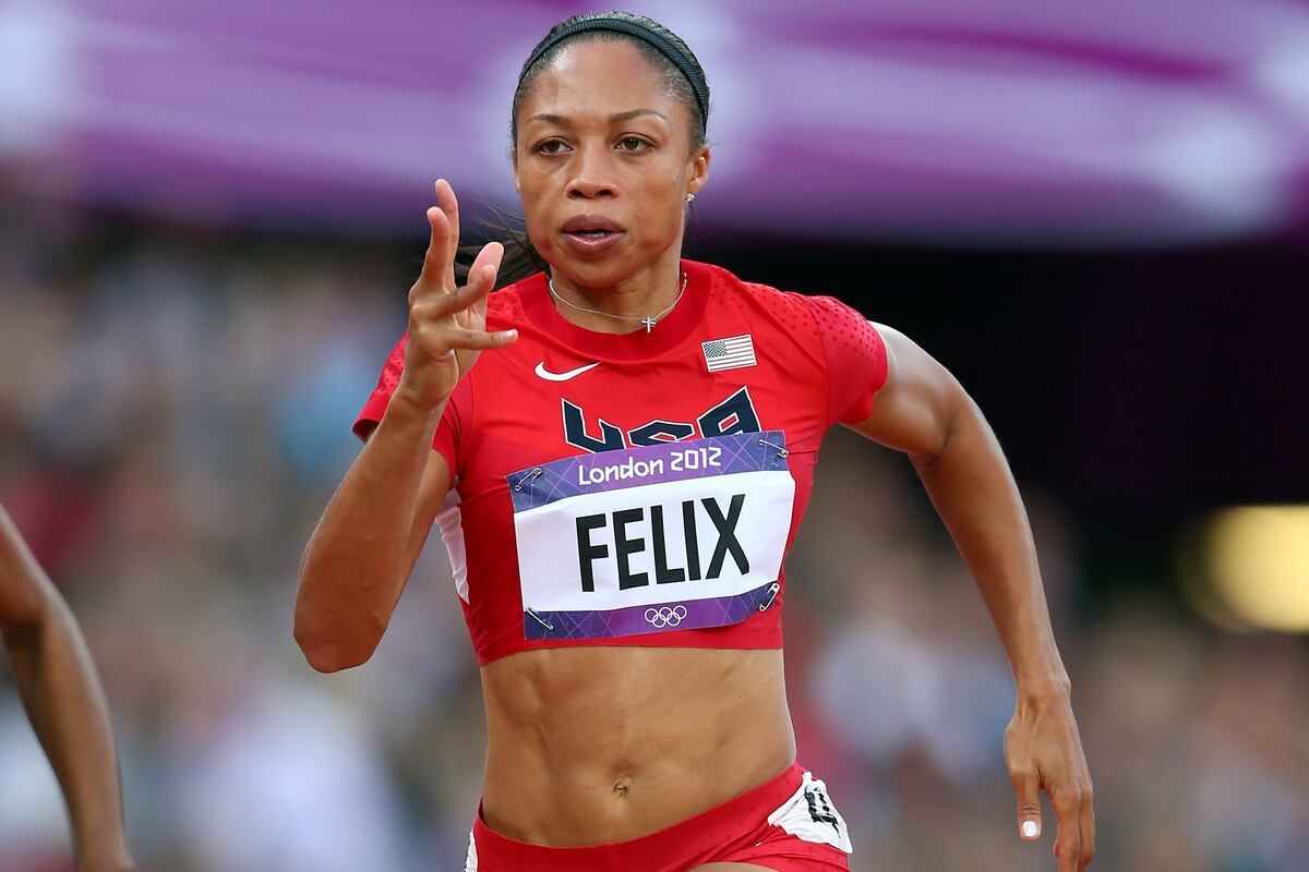 Allyson Felix Will Finally Bring Home Gold in 200-Meter | Bleacher Report | Latest News, Videos ...