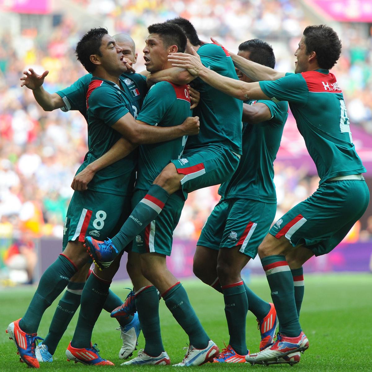 Olympic Soccer 2012 Gold Medal Game: Mexico Edges Brazil ...