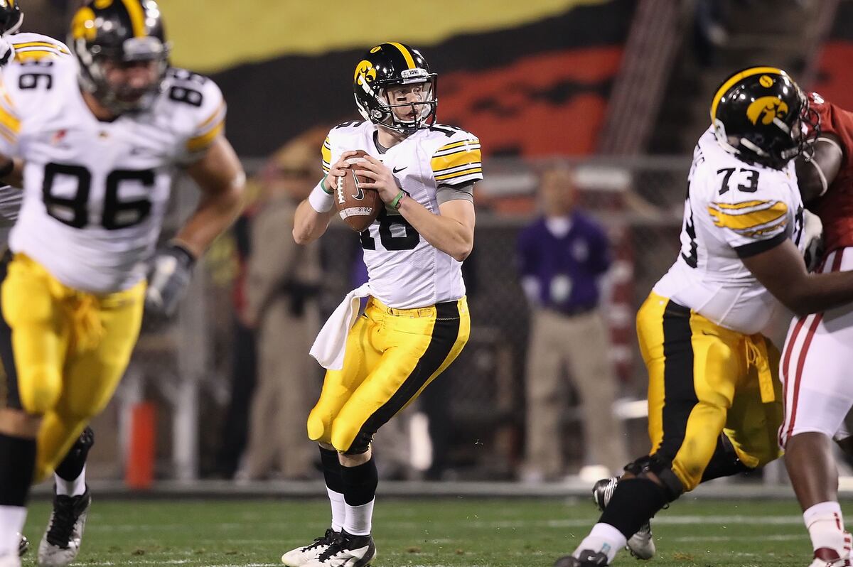 big ten football iowa hawkeyes season preview 2012 incident report iowa state
