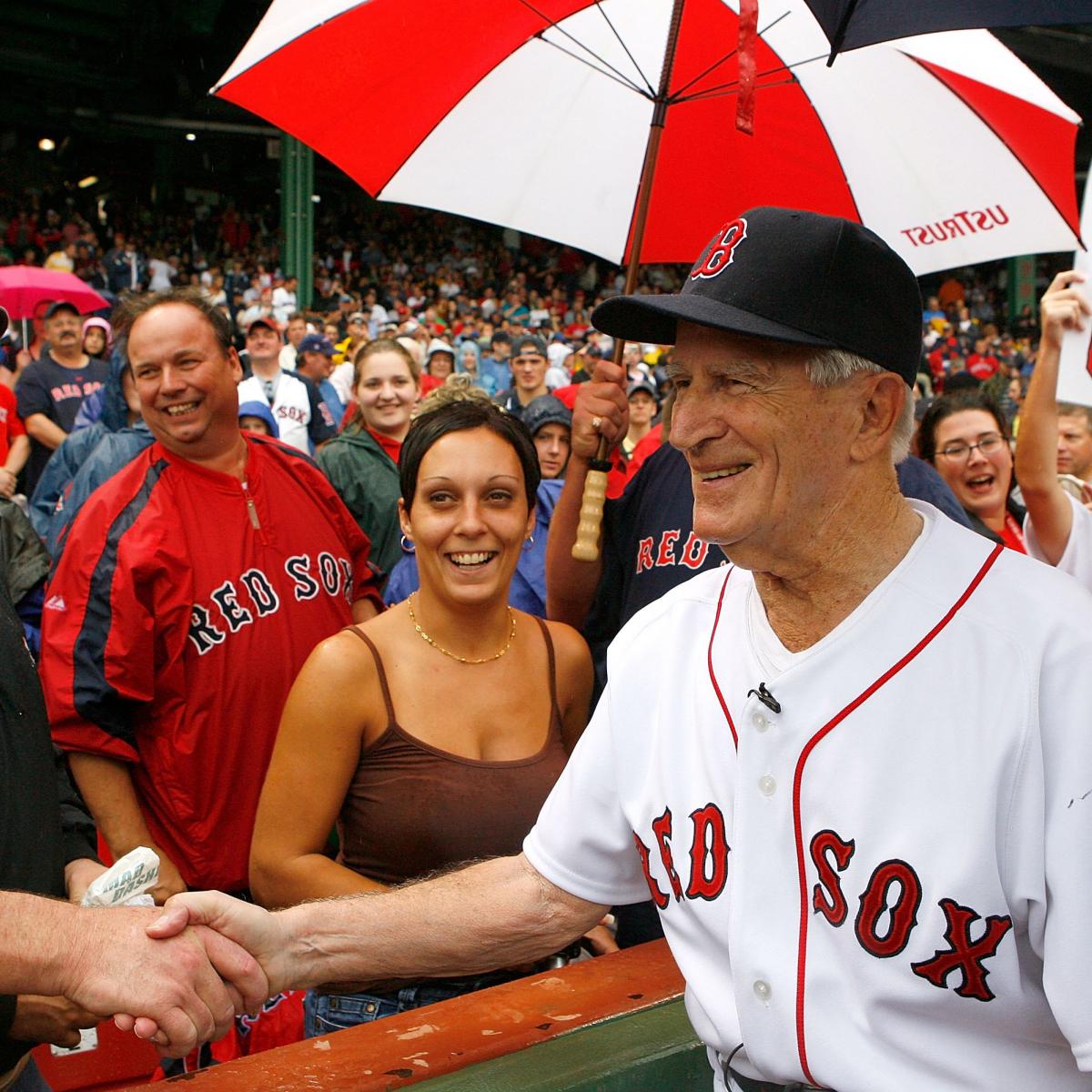 Lifelong Red Sox fan recalls meeting team legend Johnny Pesky in 2008 –  Saratogian