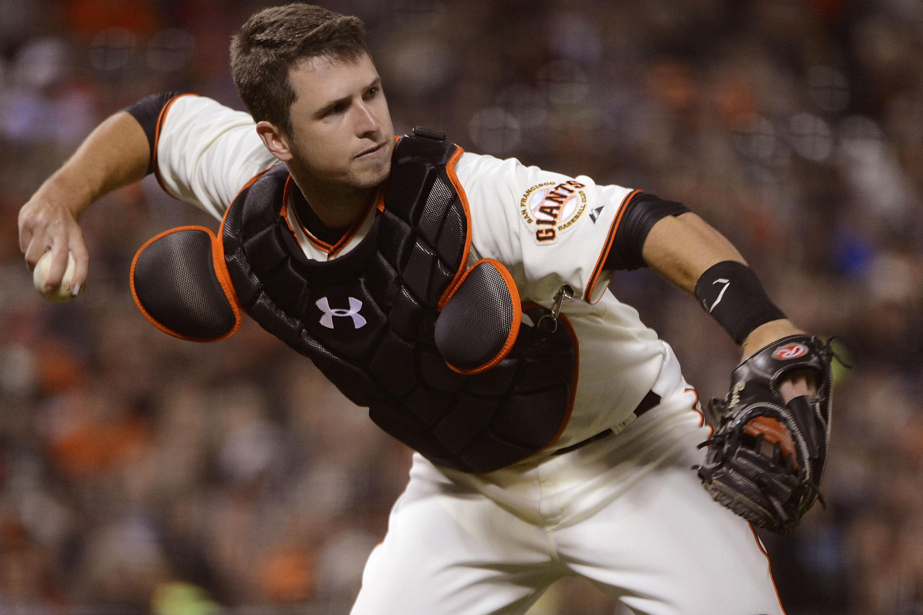 Giants evaluating replacements for Buster Posey