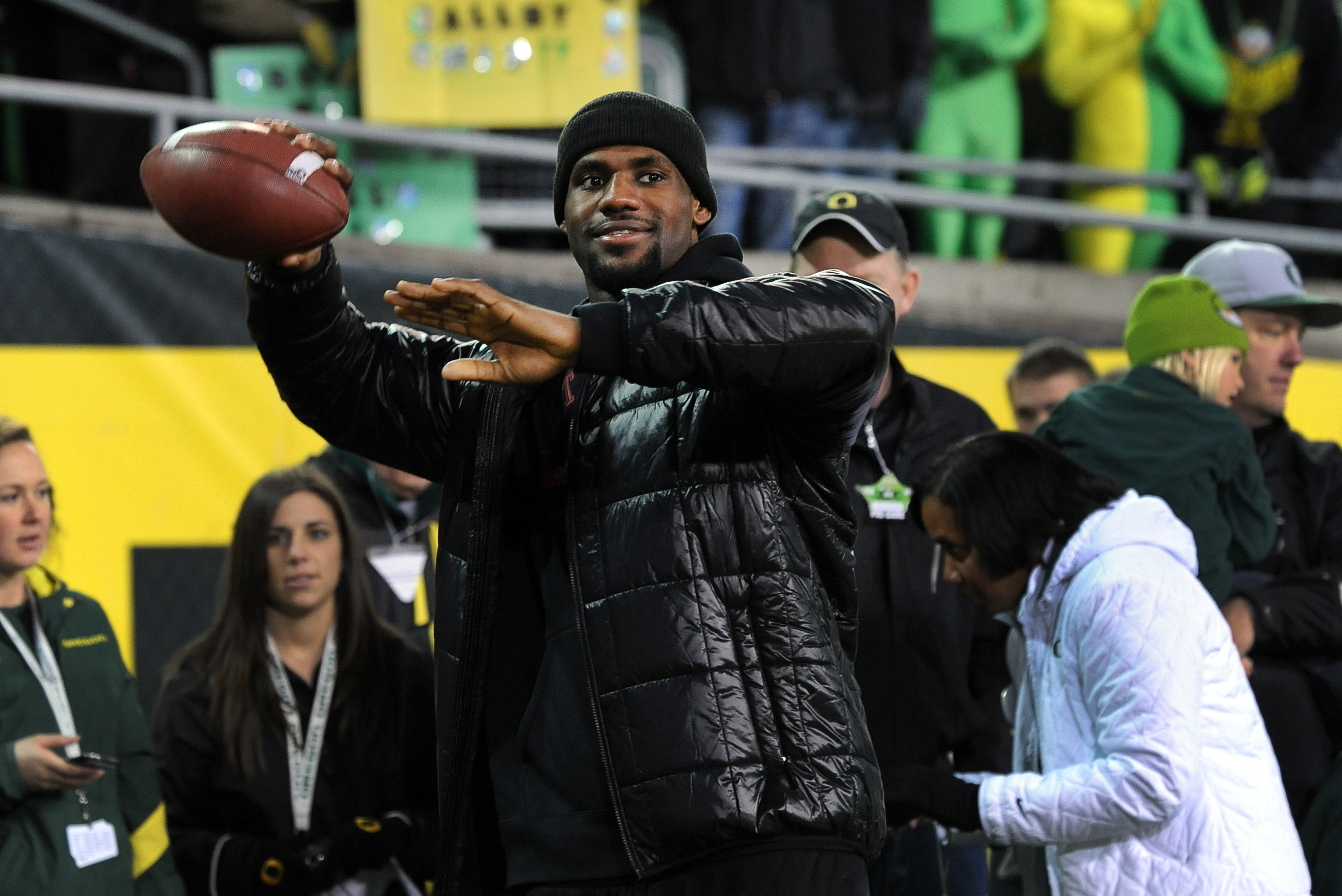 Top 10 NBA Players Who Would Star In The NFL News Scores Highlights Top 10 NBA Players Who Would Star In The NFL News Scores Highlights