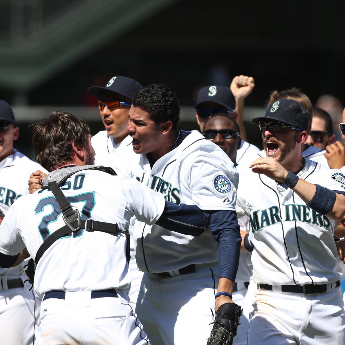 153 Felix Hernandez Perfect Game Photos & High Res Pictures - Getty Images