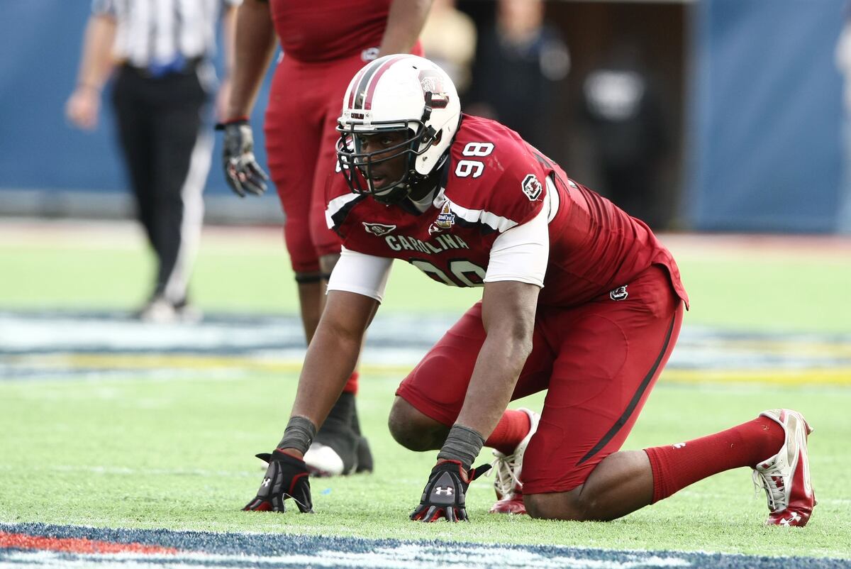 South Carolina Football Taking a Look at Devin Taylor for 2012 News