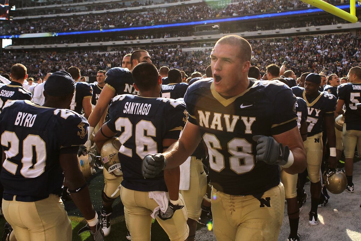 Notre Dame vs. Navy How Midshipmen Can Pull off Shocker in Season