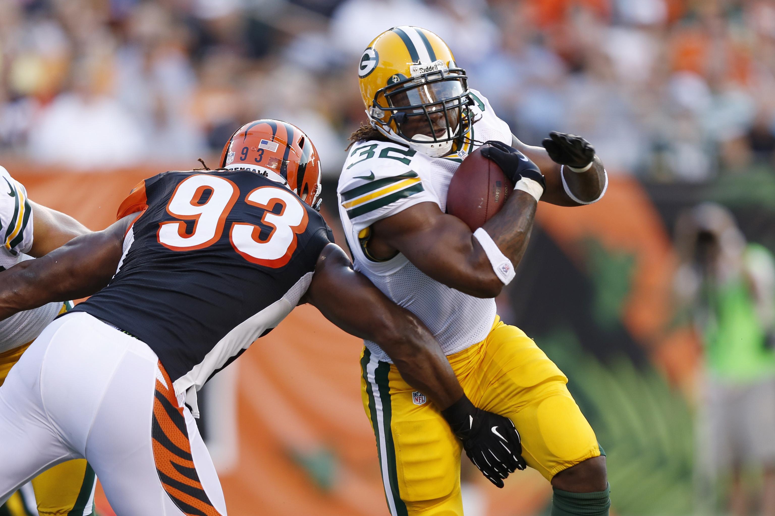 Packers sign RB Cedric Benson; is James Starks in trouble? 