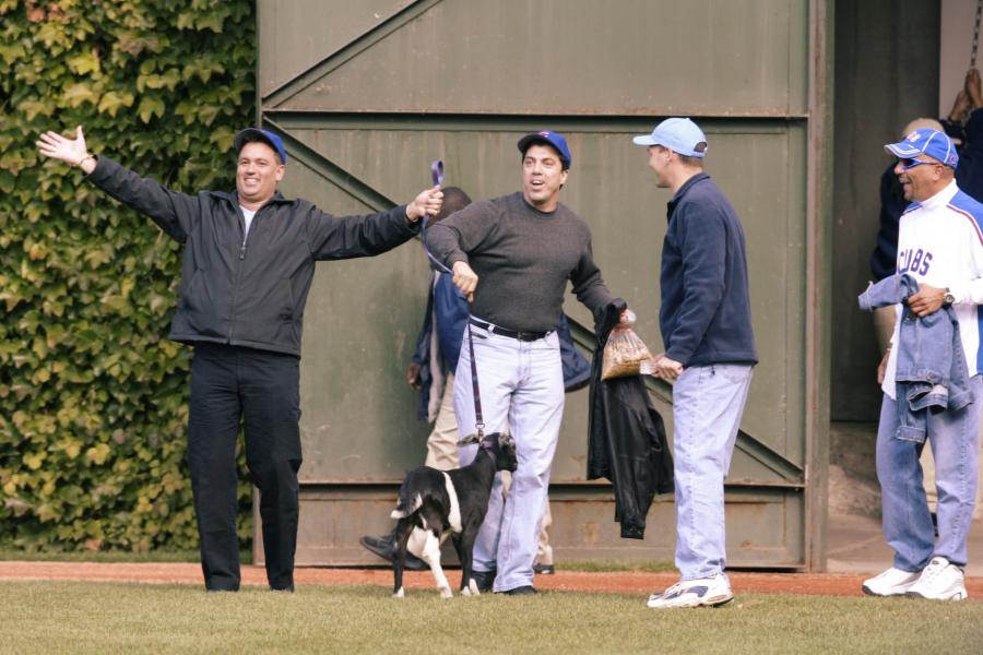 All right, who paid for a Bartman in left field at Wrigley? : r/mlb