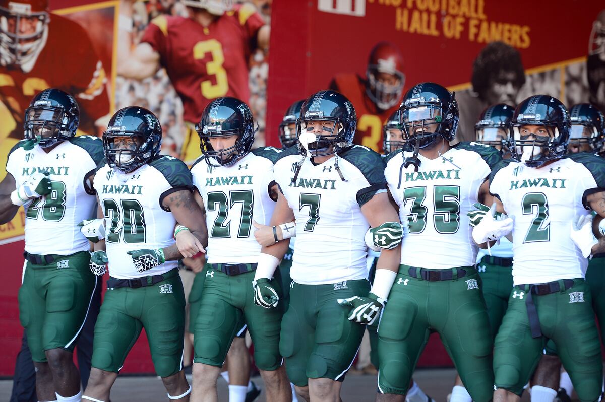 Hawaii Football Warriors Rough Start to 2012 Had Few Bright Spots