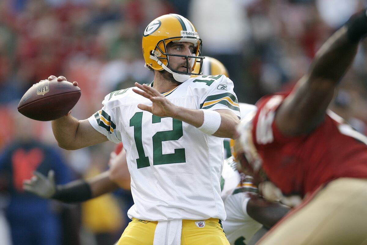 Aaron Rodgers The NFL�s MVP Loves the West Bleacher