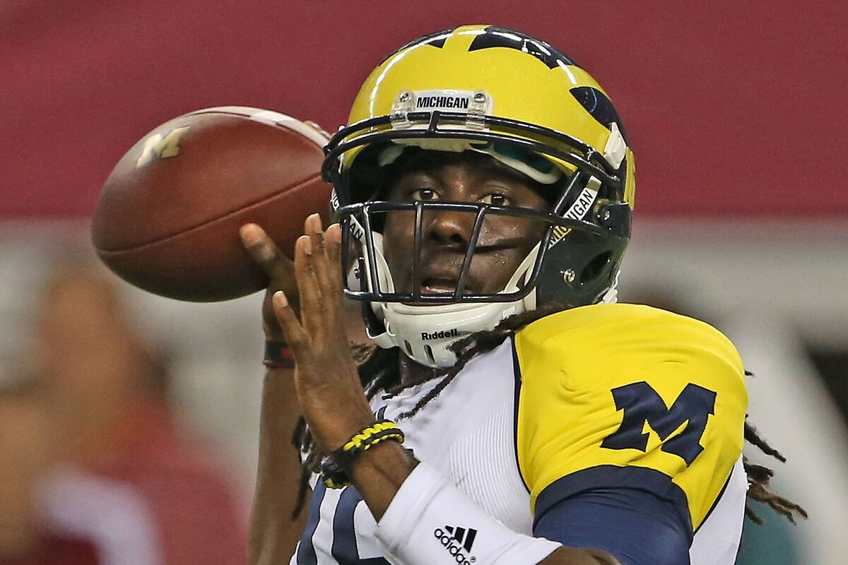 Michigan Vs Air Force May Be Bigger For Denard Robinson Than