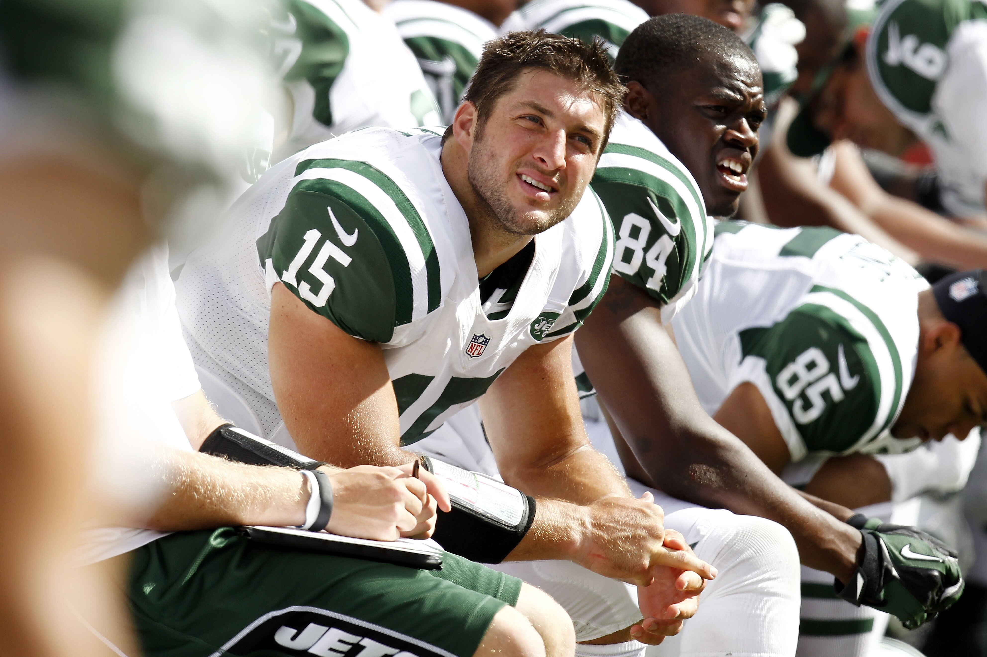 Tim Tebow Jets Must Keep Hybrid Qb On Bench Bleacher Report