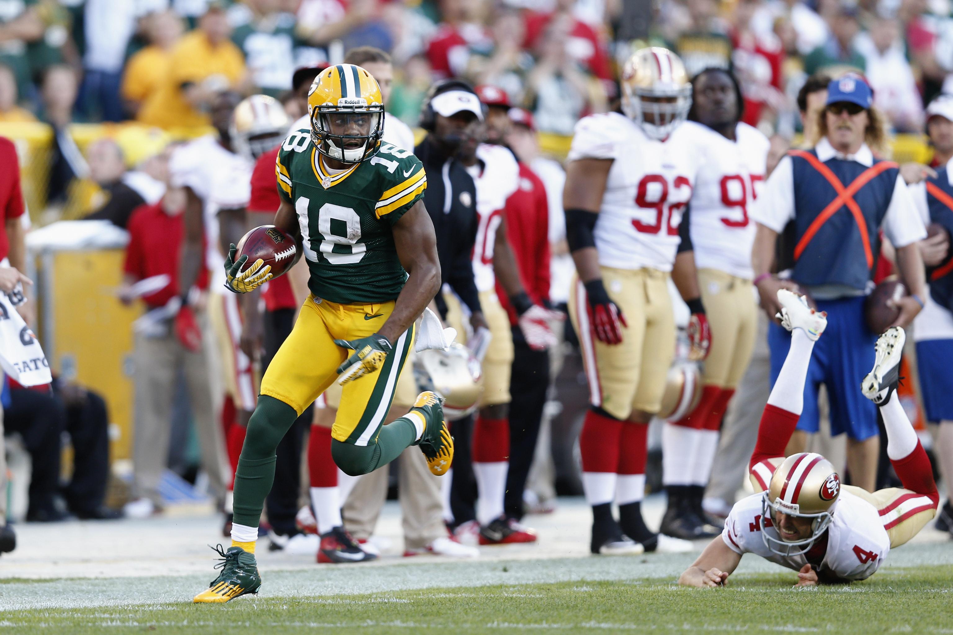 Dallas Cowboys: In WR rich draft, why bring back Randall Cobb?