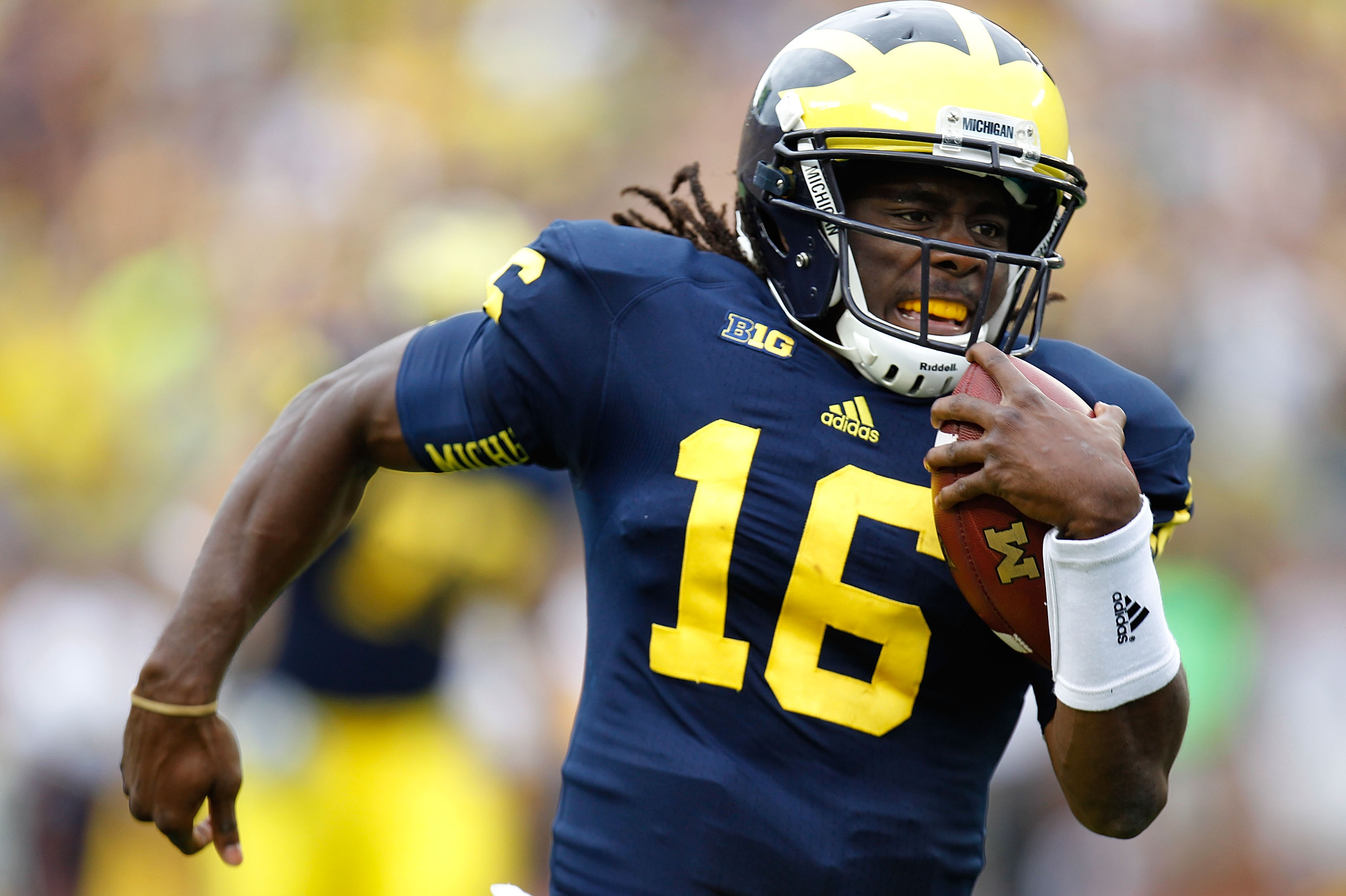 Denard Robinson snags 'NCAA Football 14' cover