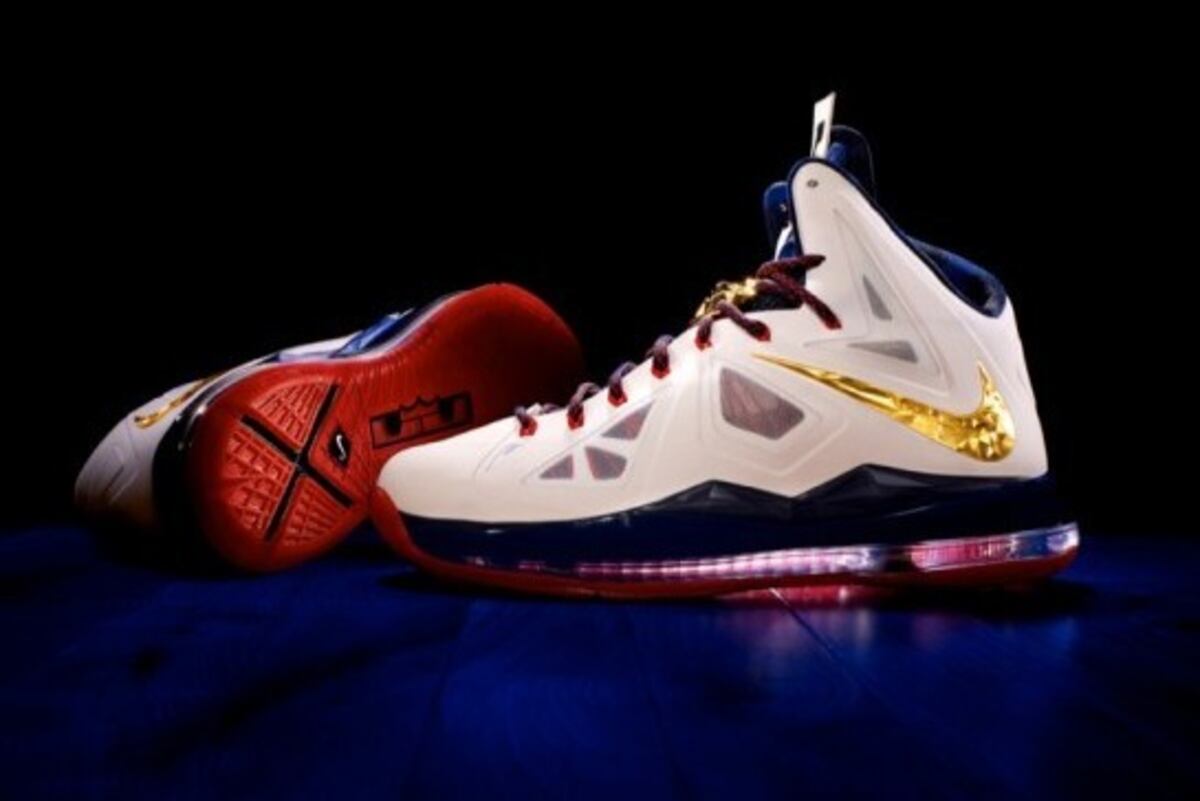 first pair of lebron james sneakers