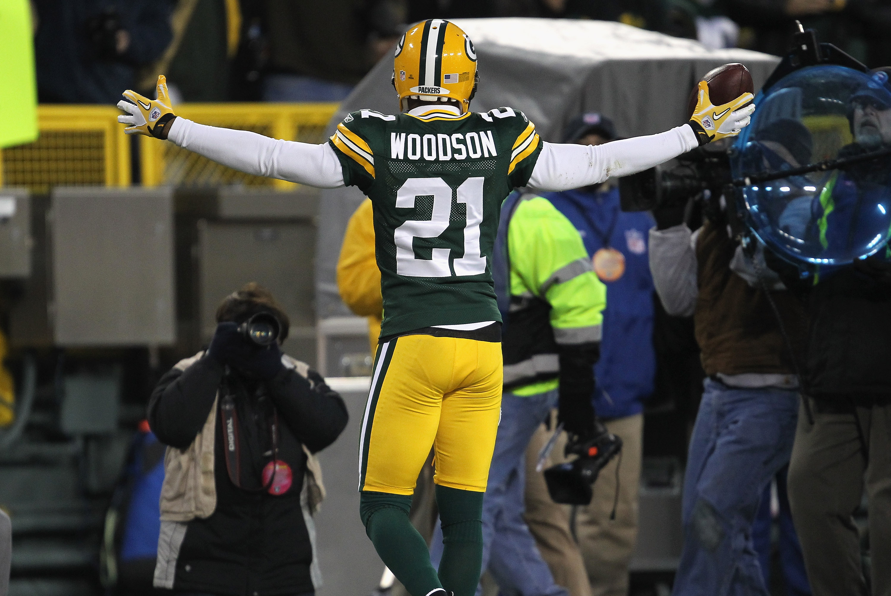Charles Woodson and the Transition from Cornerback to Safety