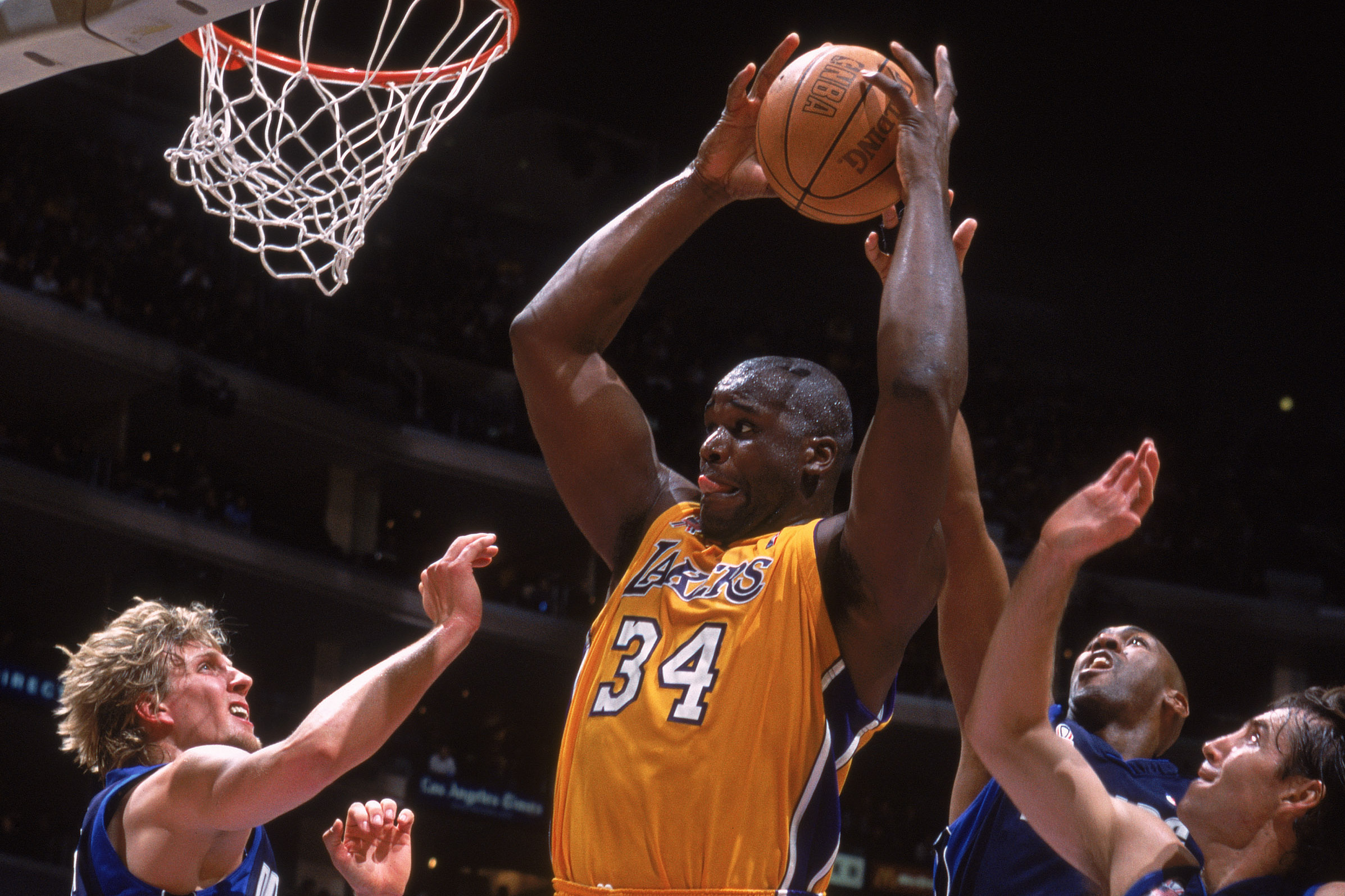 76+ FROM GEORGE MIKAN TO SHAQUILLE O'NEAL, LAKERS CENTERS HAVE
