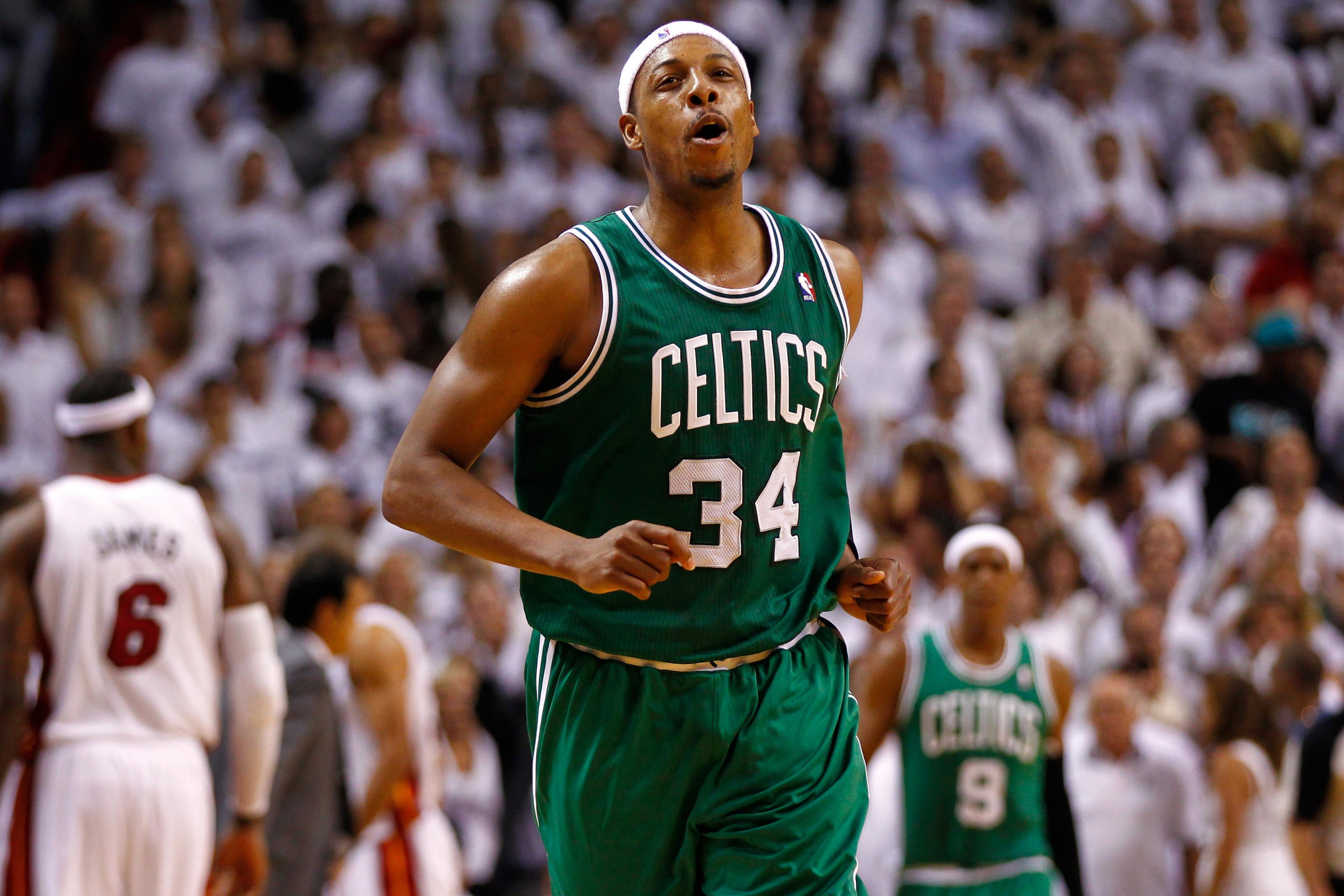 Makes Paul Pierce