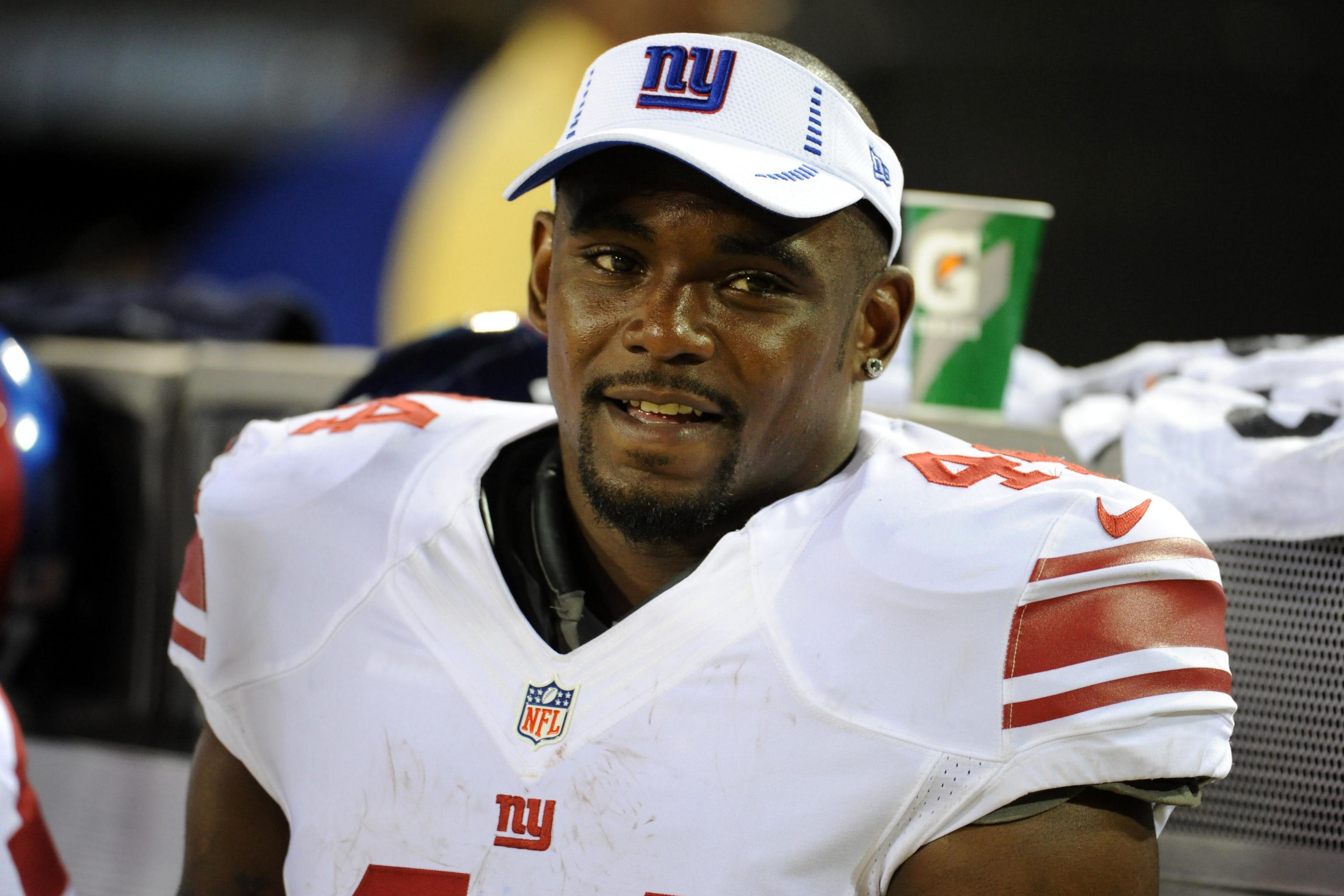 Ahmad Bradshaw Injury: Updates on Giants RB's Neck