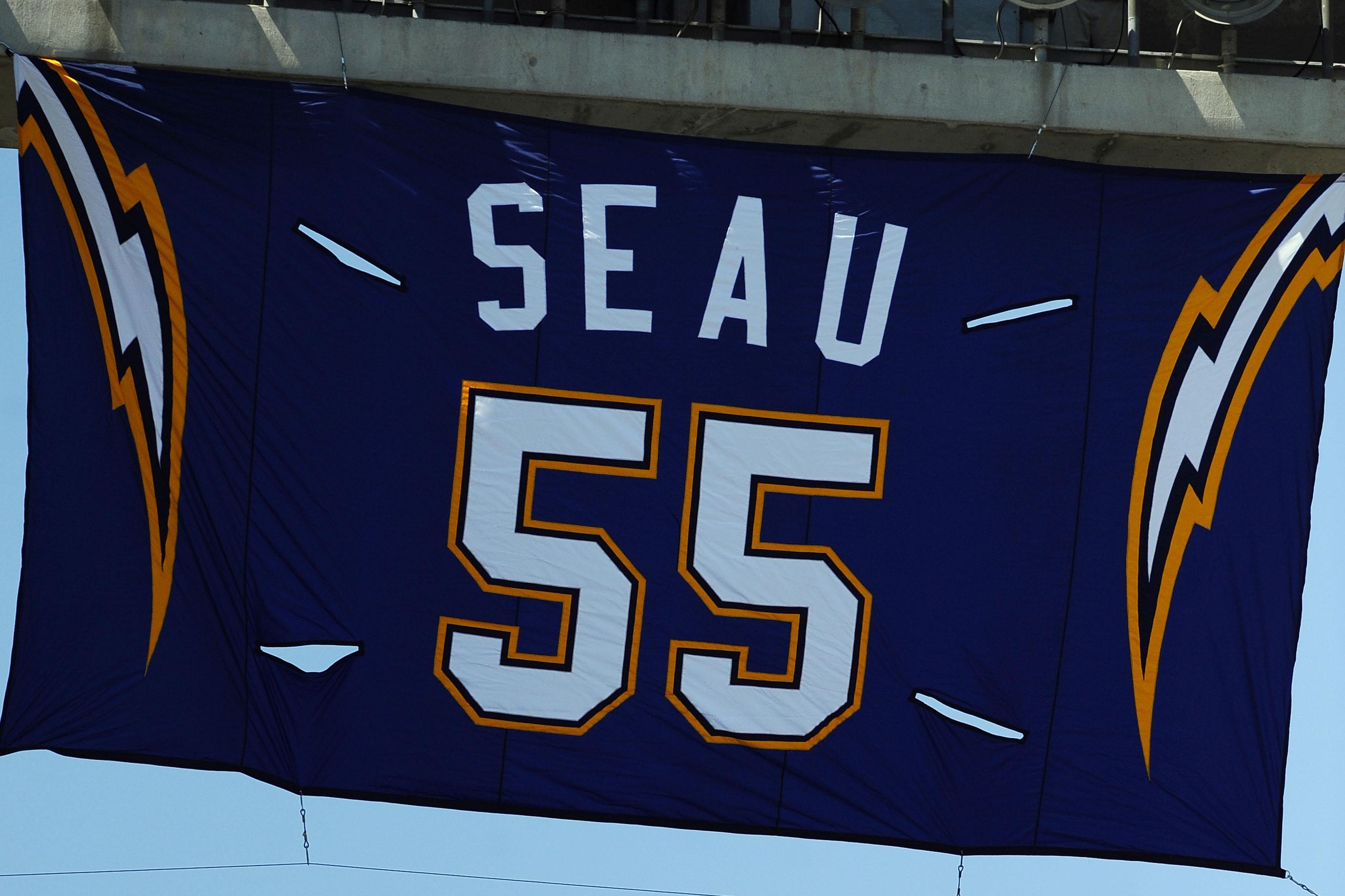 Junior Seau San Diego Chargers Mitchell & Ness Retired Player