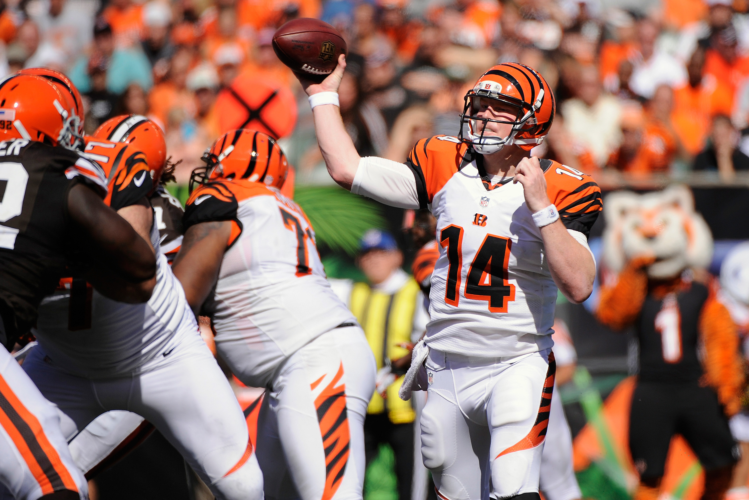 Green's catch highlights Bengals' 31-17 win over Browns