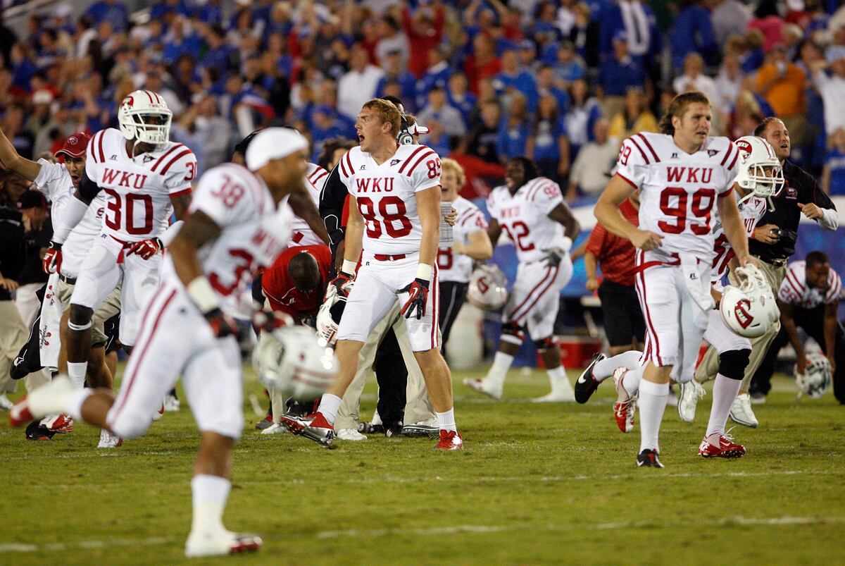 Western Kentucky Hilltoppers' Top Performers in Week 3 News, Scores