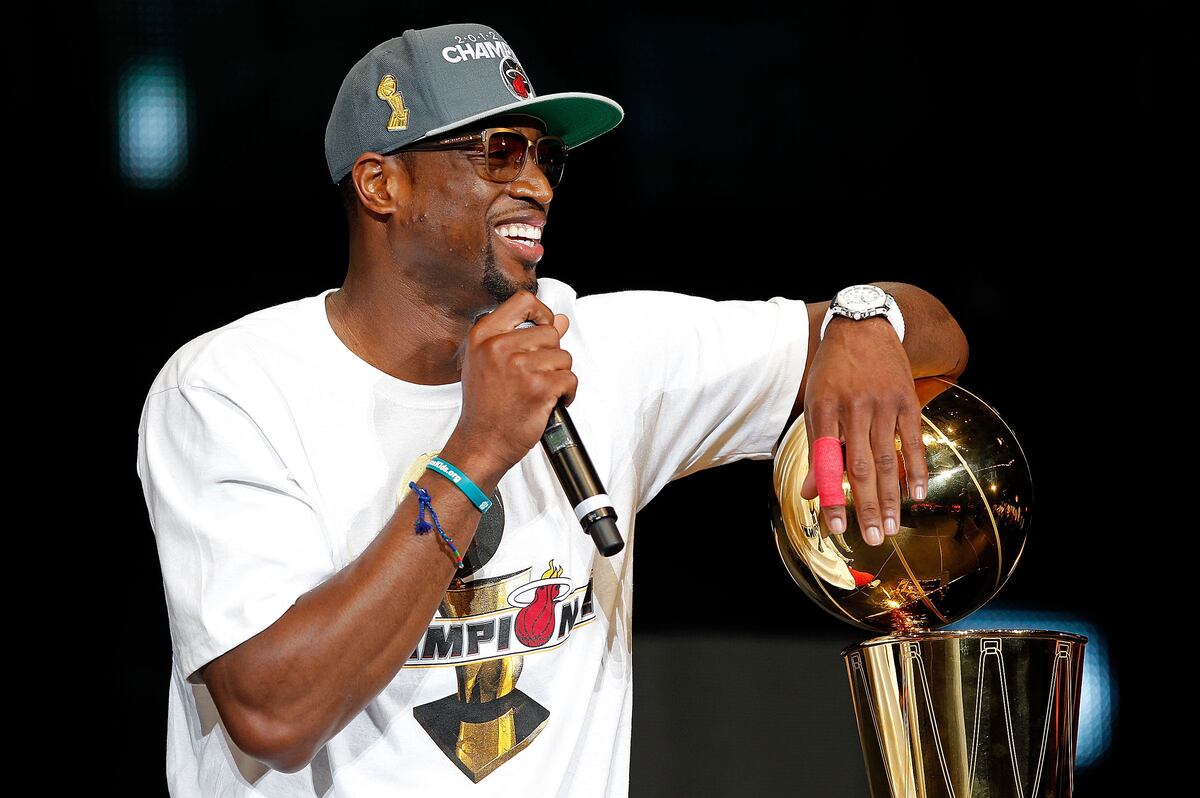 5 Adjustments Dwyane Wade Must Make to Stay Healthy in 2012-13 | News