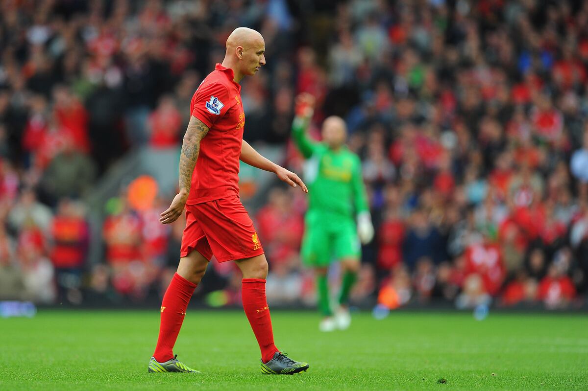Liverpool FC vs. Manchester United: Why Jonjo Shelvey Was ...