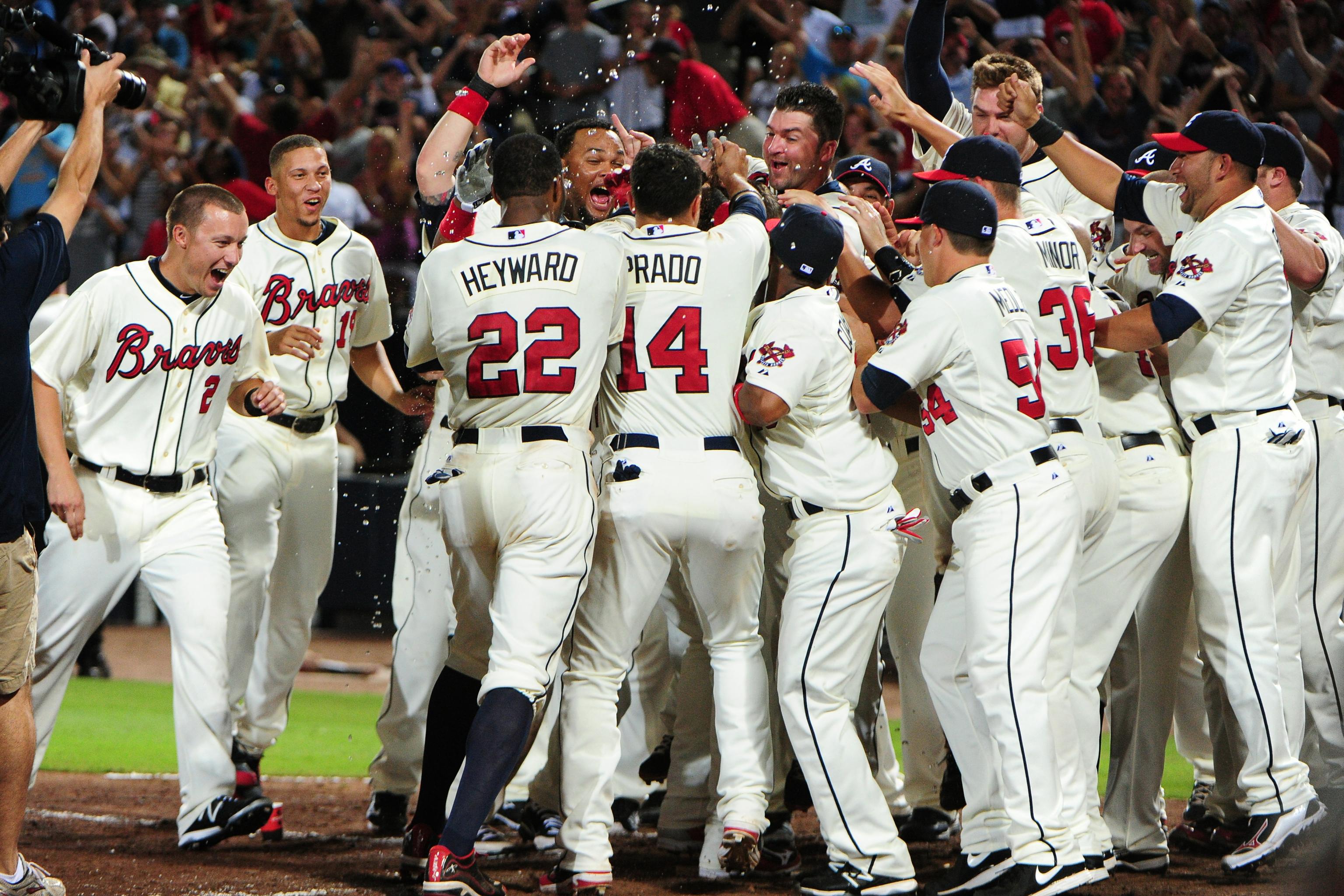 Gonzalez, Prado lead Braves over Marlins 4-1