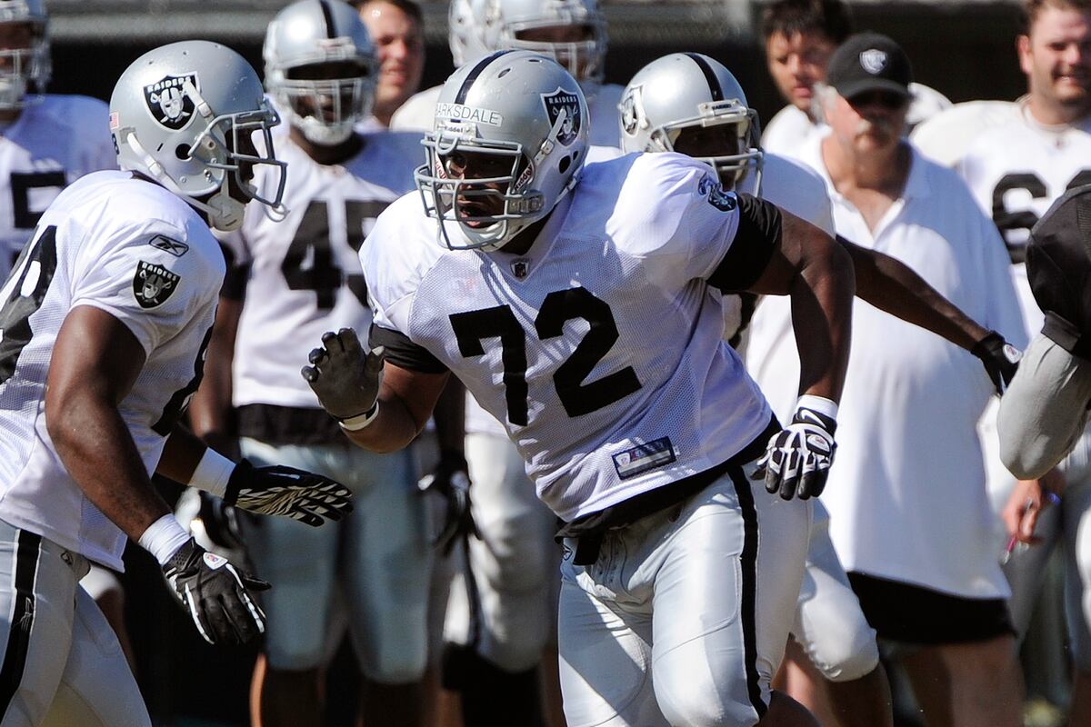 raiders waive joseph barksdale and other afc west news oakland raiders 2011 depth chart
