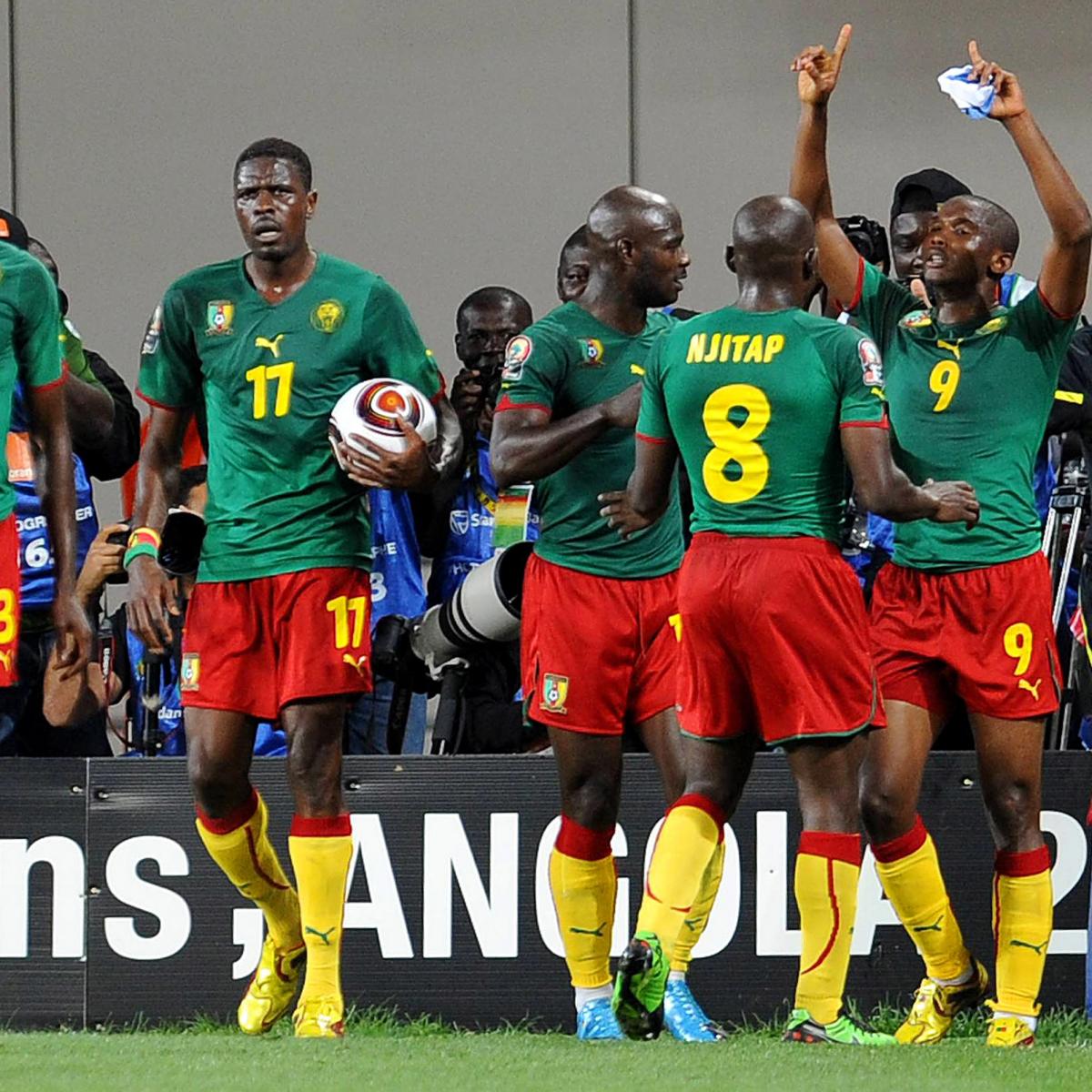 how many countries participate in football world cup
