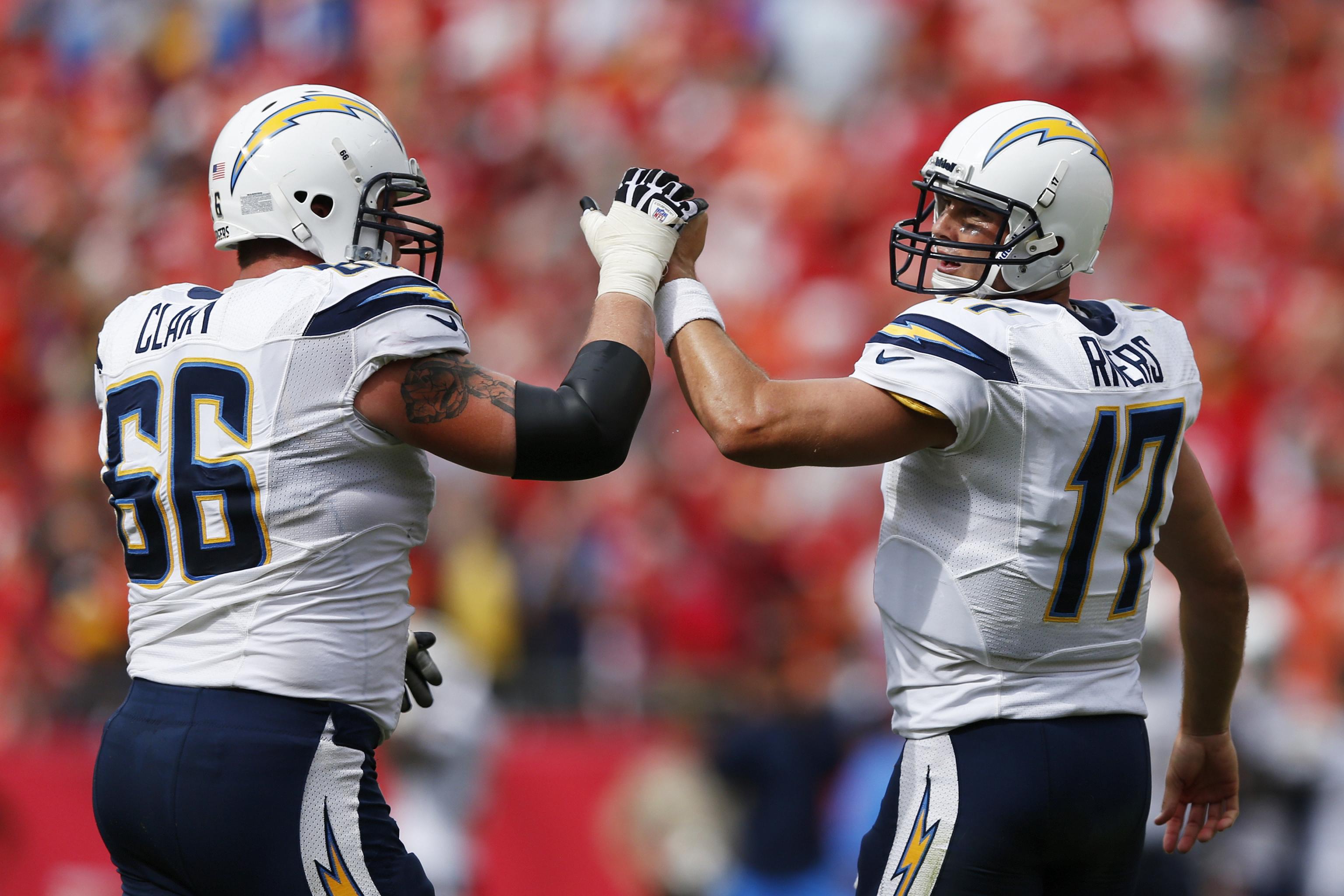 NFL playoff picture 2019: Chiefs win over Chargers keeps KC in first place  in AFC West heading into Week 12 - DraftKings Network