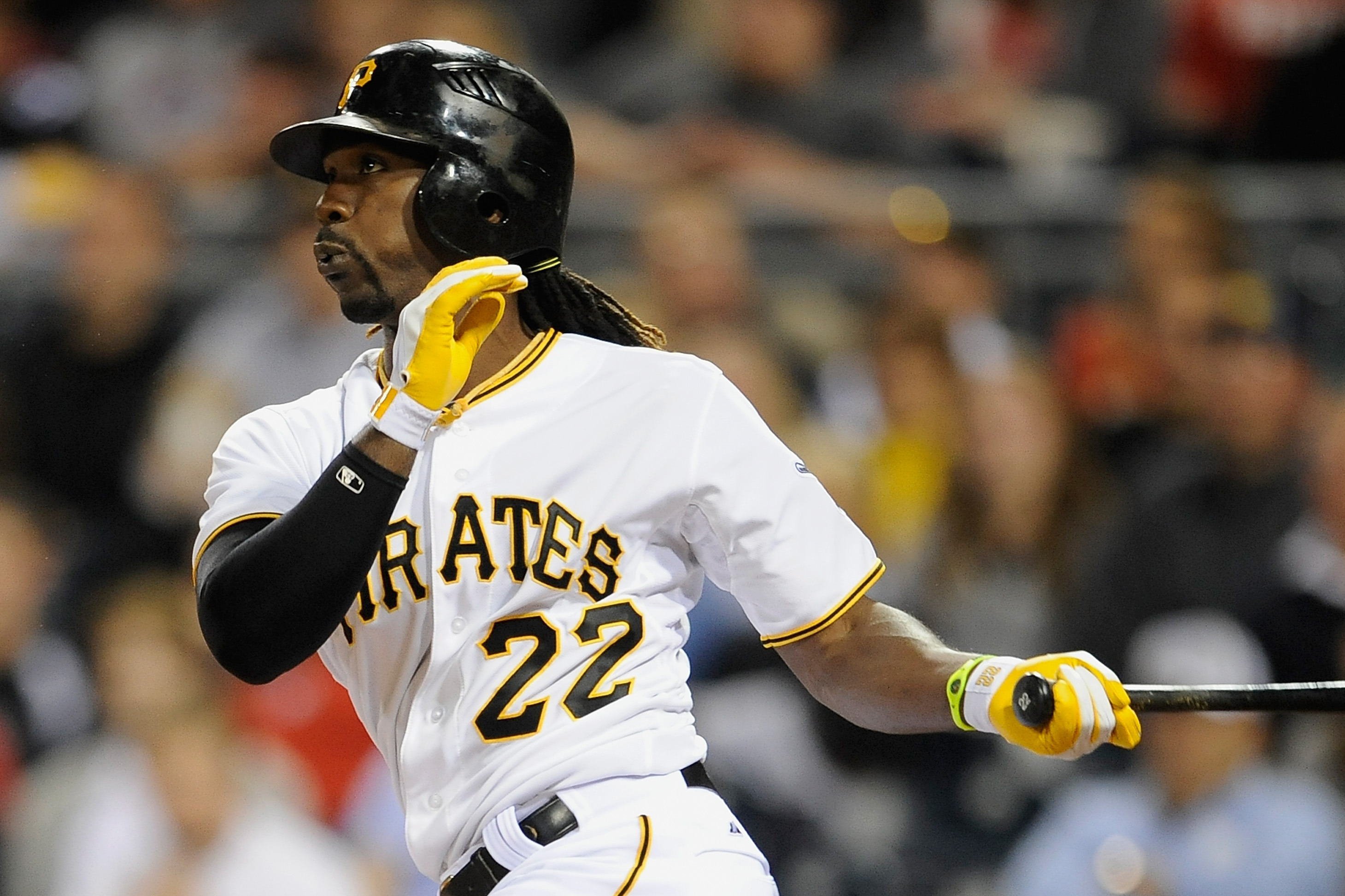 REPORT: Brewers Sign OF Andrew McCutchen - Bleacher Nation