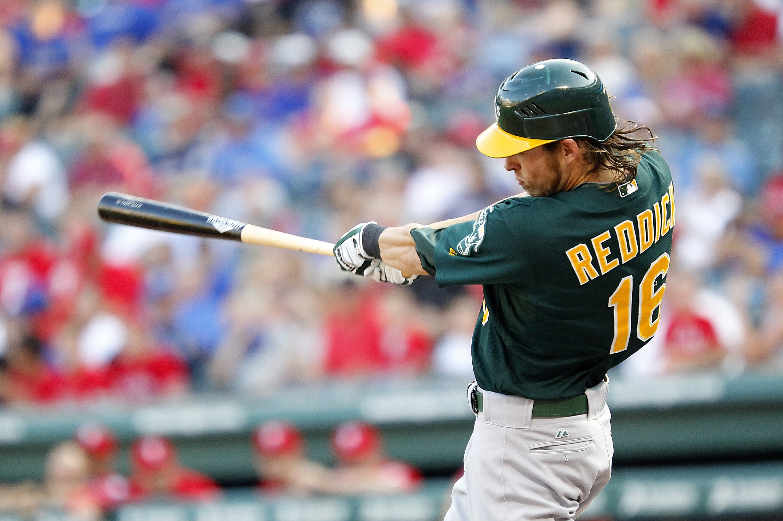 Josh Reddick: I'm better looking than Brad Pitt