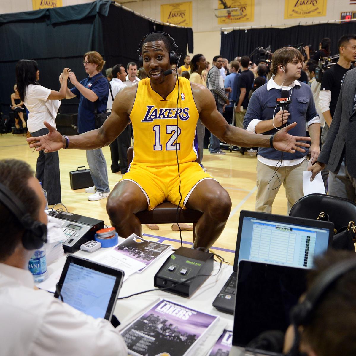 Why L.A. Lakers Are Smart to Rule out Dwight Howard for First Preseason