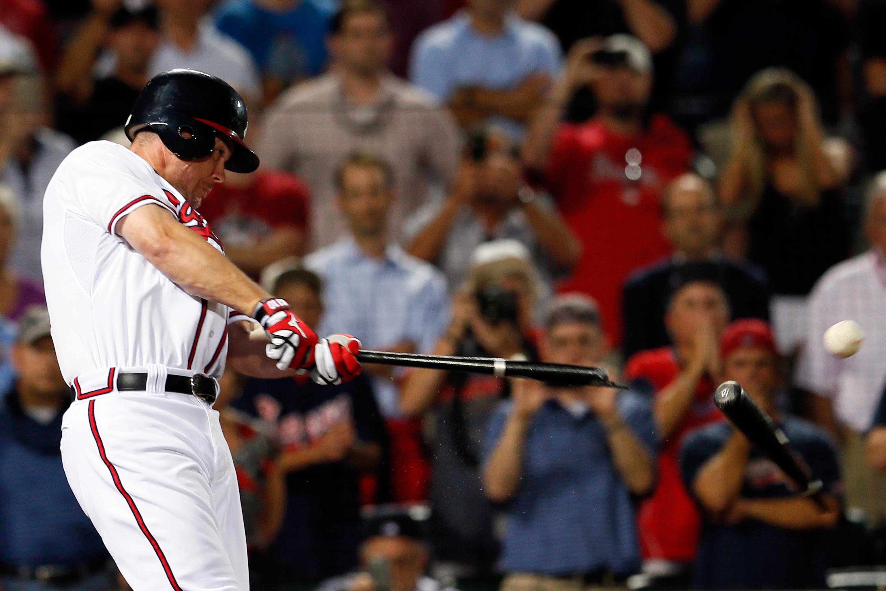 Braves stifle D'backs after honoring Chipper Jones