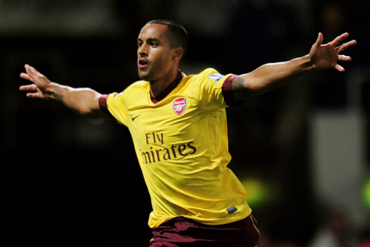Theo Walcott Will Be Making a Big Mistake If He Leaves Arsenal | News