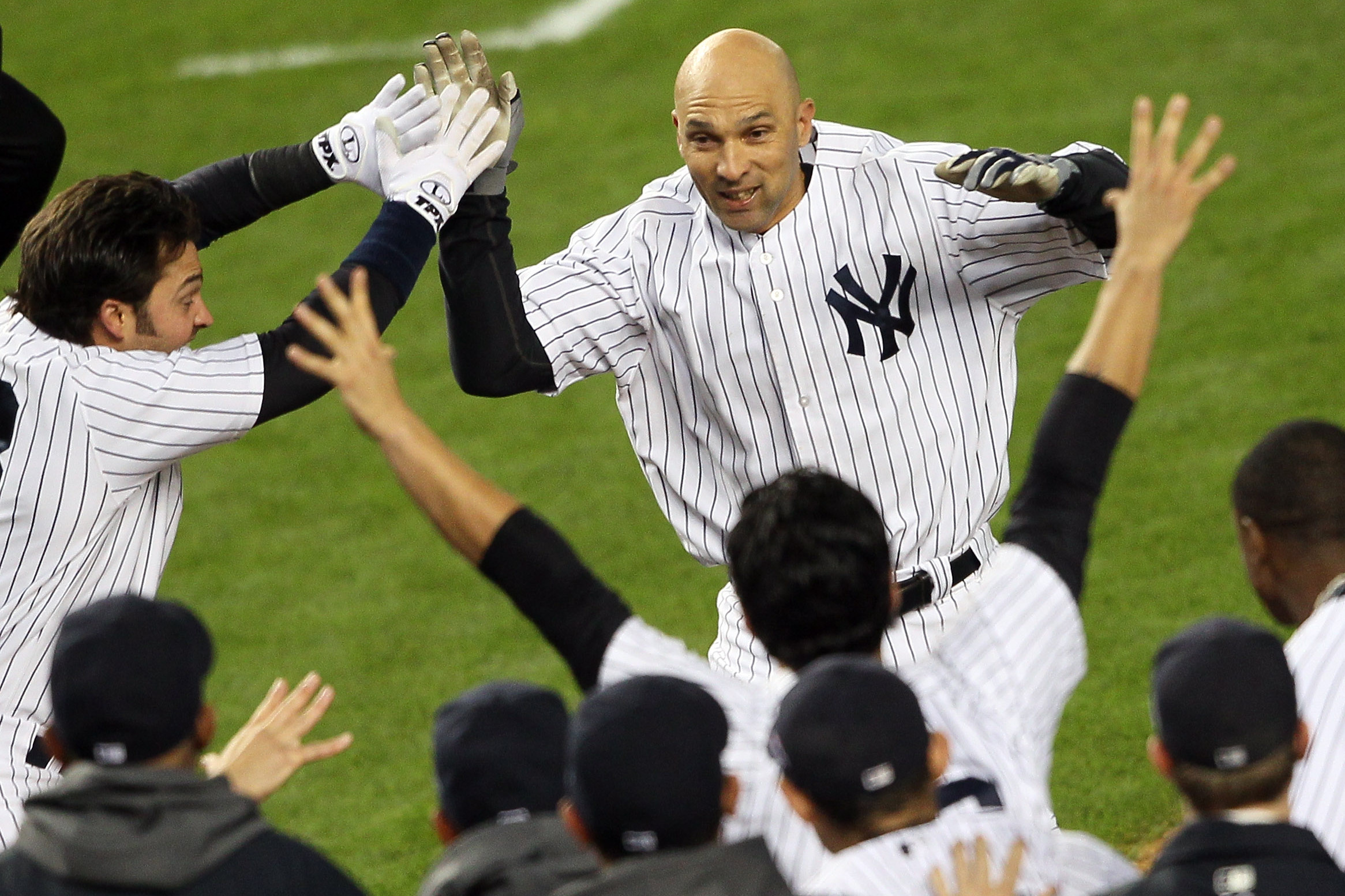 Raul Ibanez's two HR, six RBI lead Mariners' rout of Yankees