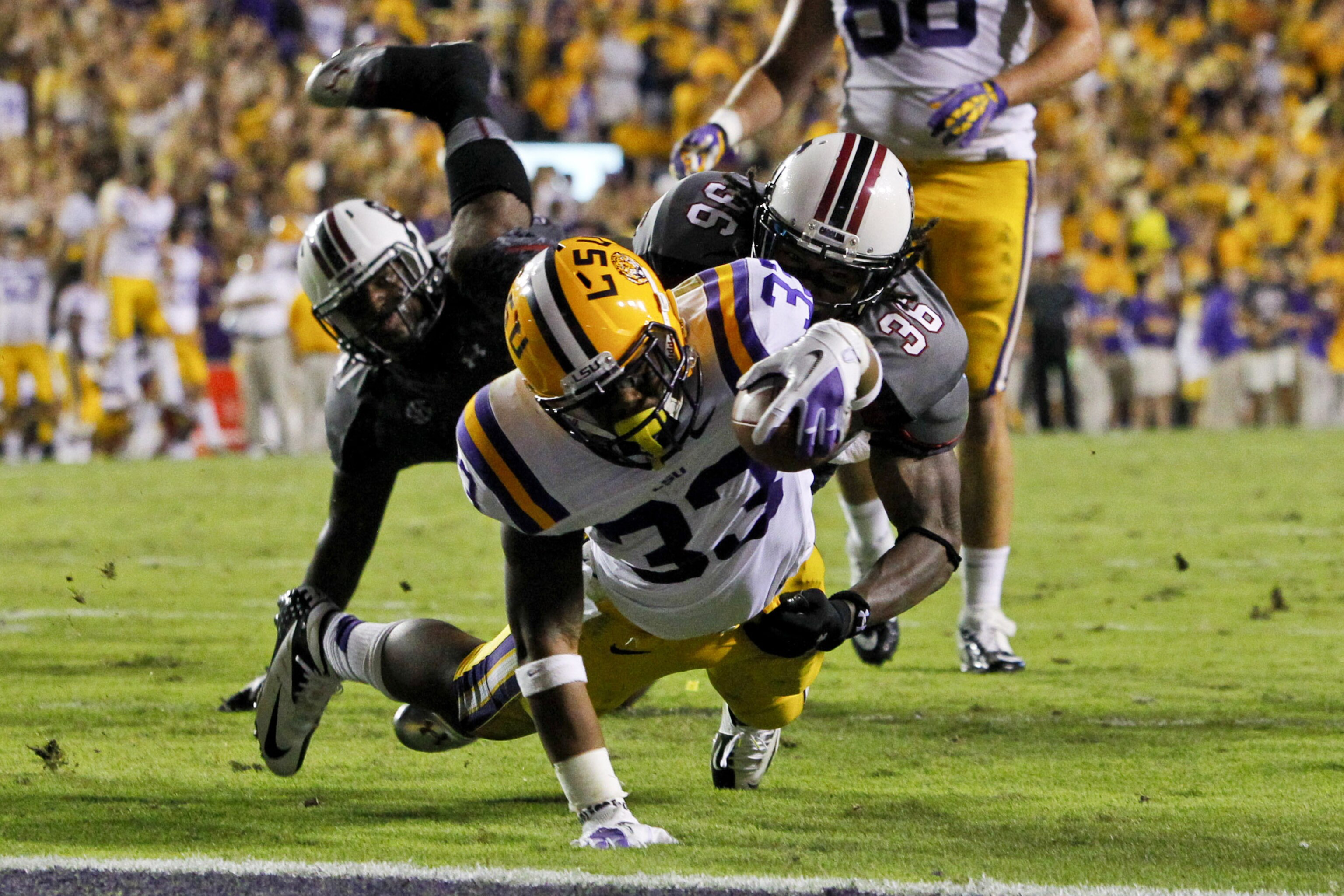 South Carolina Vs Lsu Score Twitter Reaction Grades And More Bleacher Report Latest News Videos And Highlights