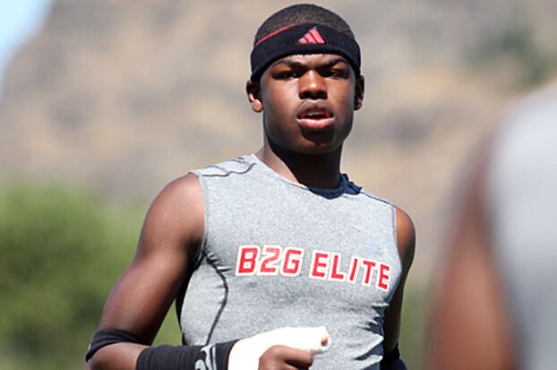Usc Should Be Worried That Notre Dame Will Flip 4 Star Cb Chris
