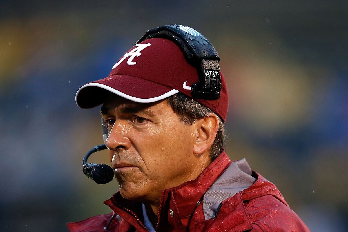 Alabama Football How the Alabama Schedule Compares to Other Undefeated