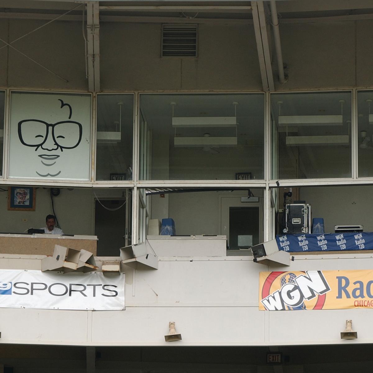 Keith Moreland leaves Cubs' radio broadcast booth