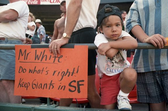 Brandon Crawford relives his childhood photo.