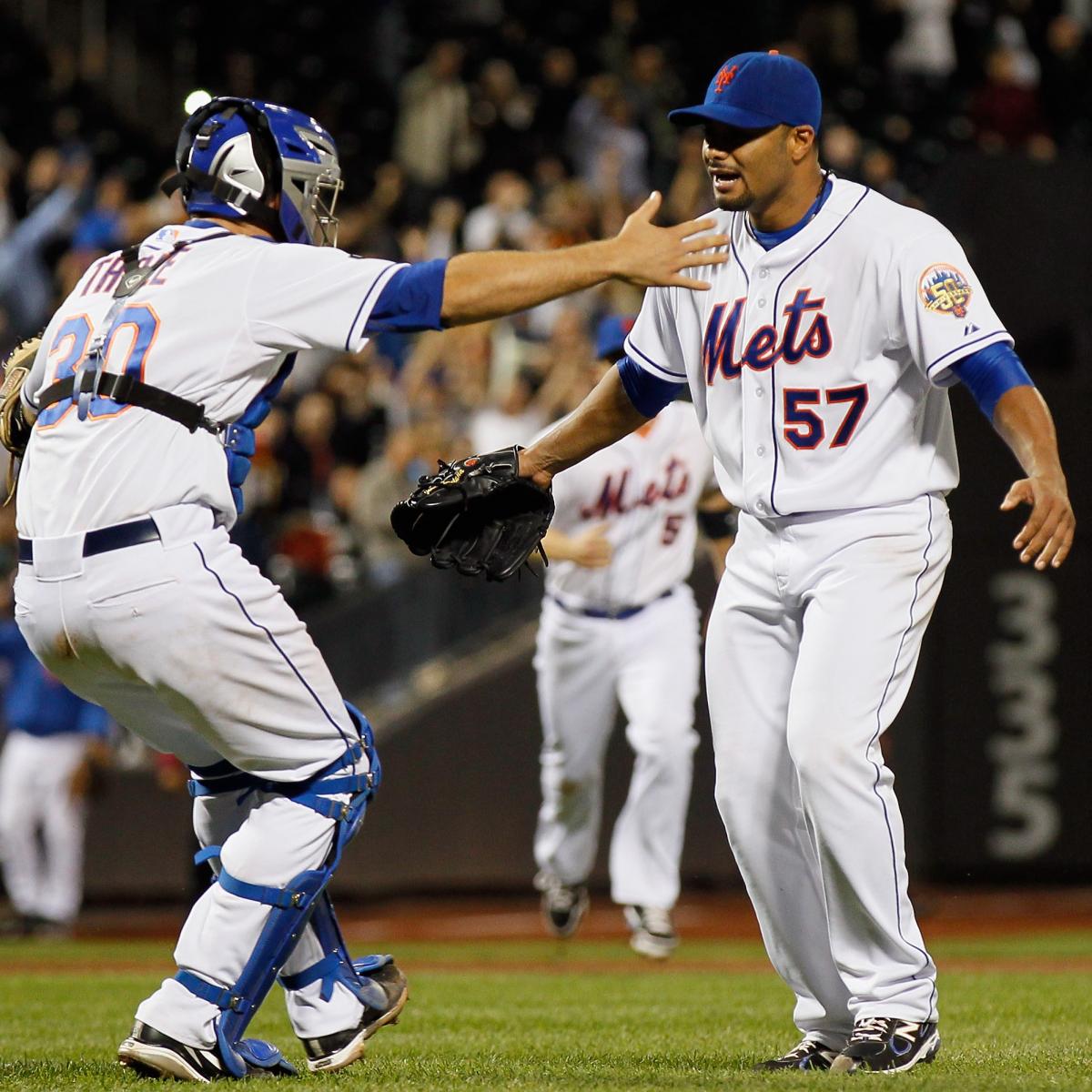 Mets History: R.A. Dickey's back-to-back one hitters in 2012