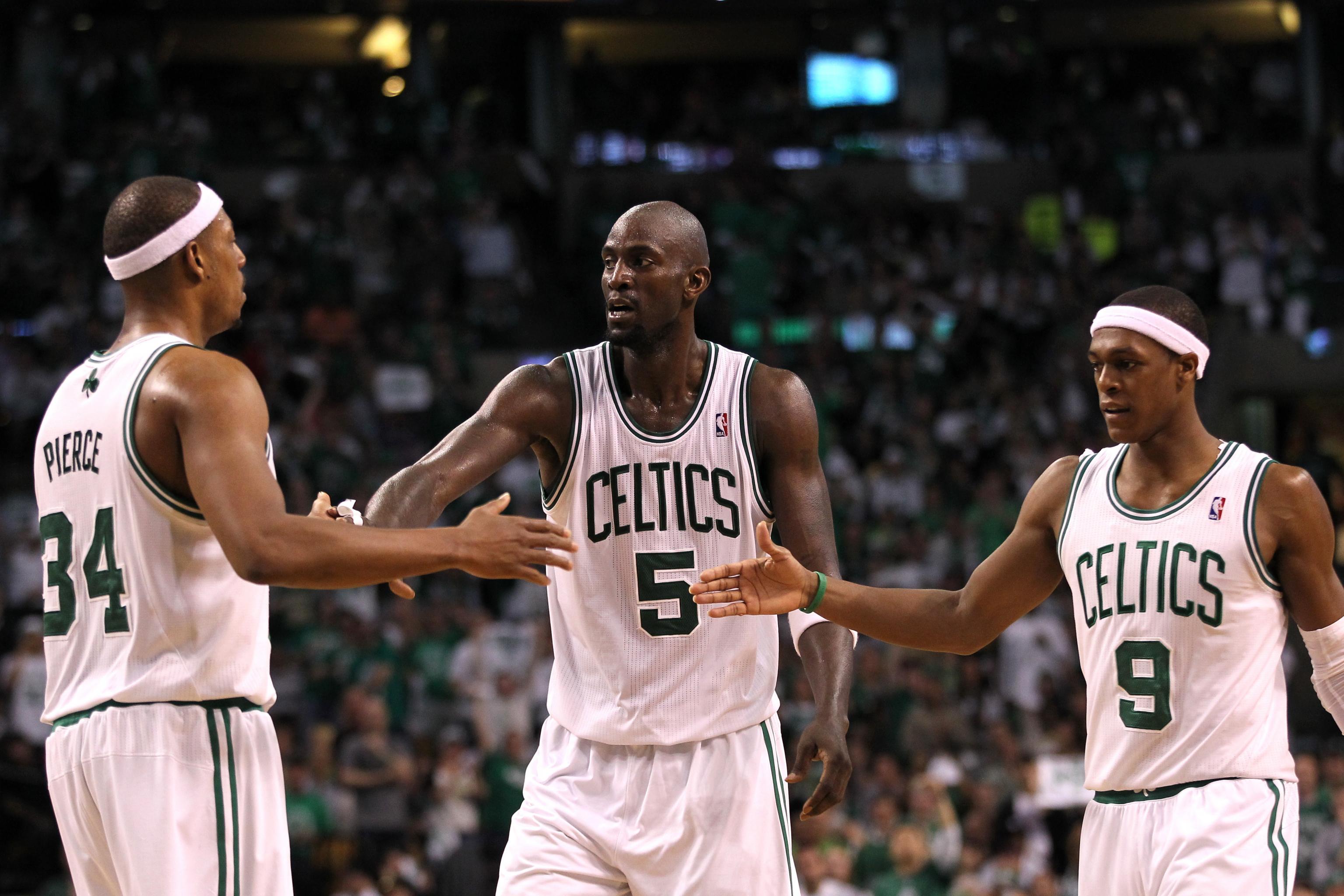 Kevin Garnett, Paul Pierce, And Rajon Rondo Are Hanging Out Just