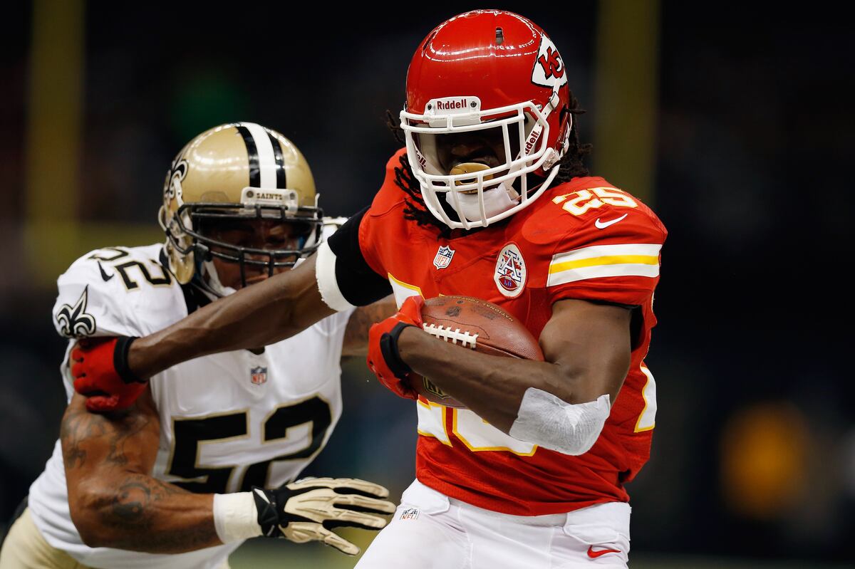 Jamaal Charles Injury: Latest Updates on Chiefs RB's Neck ...